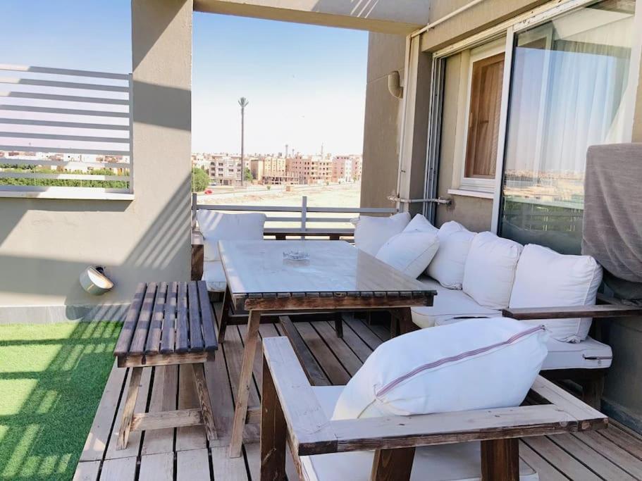 The White Pent ! Cairo