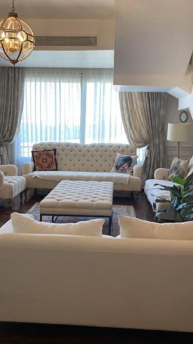 The White Pent ! Cairo