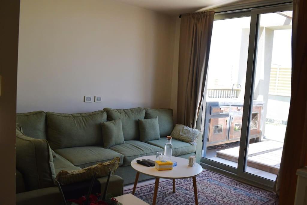 Apartment The White Pent ! *